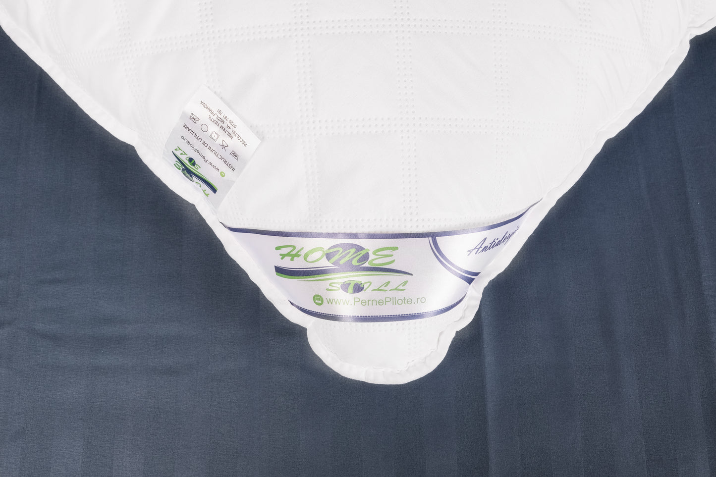 Perna  Matlasata Micro 50x70 sau 70x70