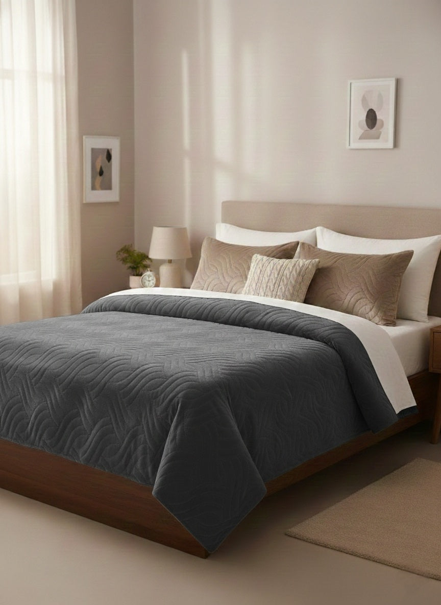 Cuvertura de Pat Velvet 220/240 + 2 Fete de Perna