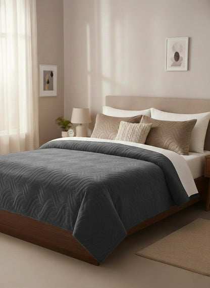 Cuvertura de Pat Velvet 220/240 + 2 Fete de Perna