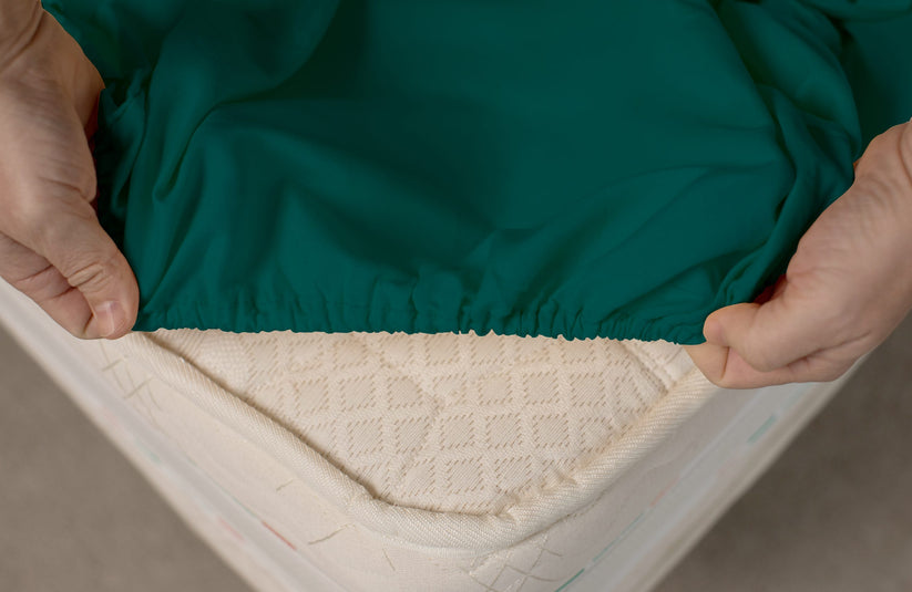 Husa Brius Bumbac Cottone cu elastic, Bumbac 100%, Material moale si prietenos cu pielea, Vernil, detaliu produs