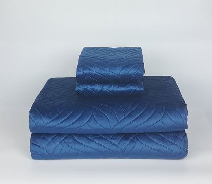 Cuvertura de Pat Velvet 220/240 + 2 Fete de Perna