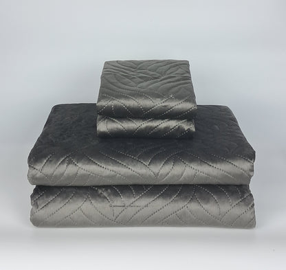 Cuvertura de Pat Velvet 220/240 + 2 Fete de Perna